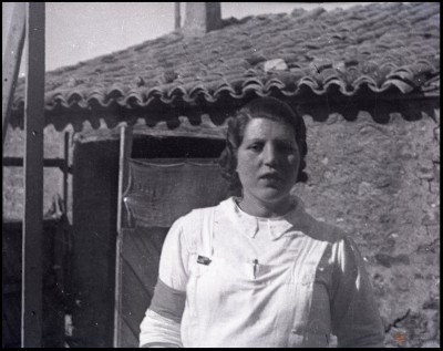 Enfermera. Jefa del hospital de Torralba de Aragón con el uniforme